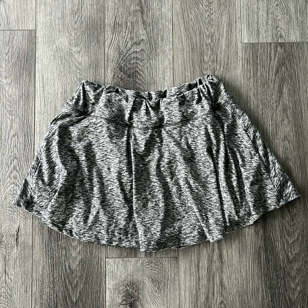 Athletic skirt
